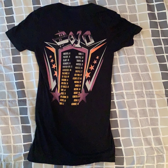 Kesha 2010 Vintage Tour Shirt - Picture 2 of 2